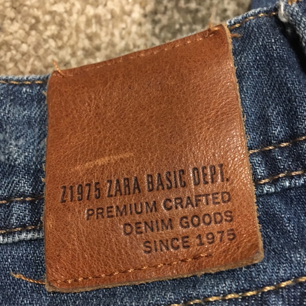 ) 21975 Zara Basic Dept Jean Capri